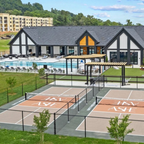 pickleball courts 